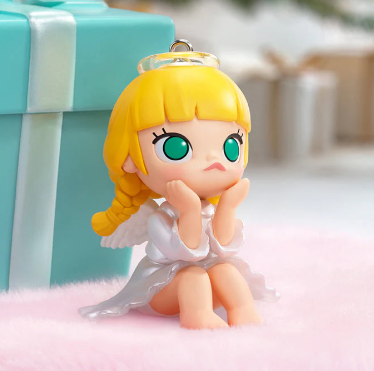 MOLLY Castle Miracle Box toy doll