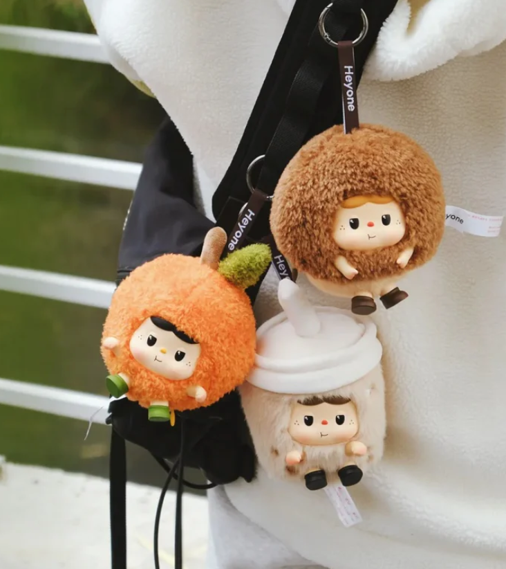 BAOBAO fireside tea party hand warmer plush toy doll