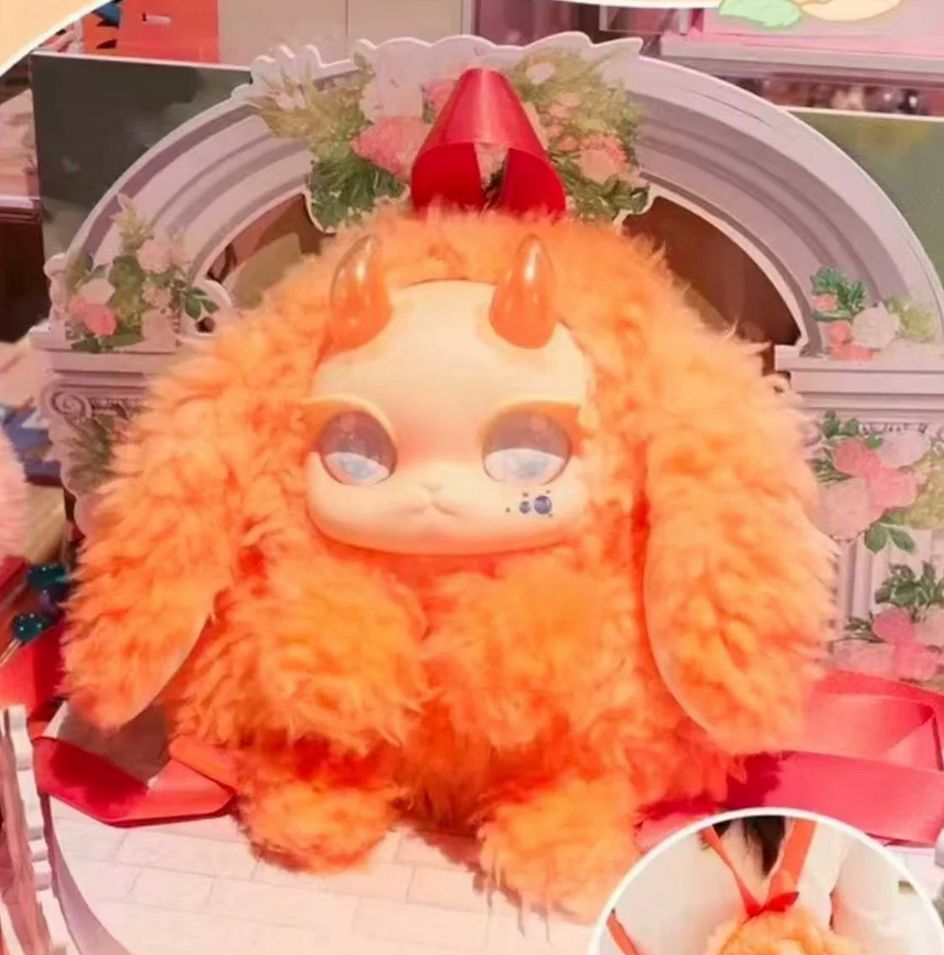Tutulong Plush shoulder bag toy doll
