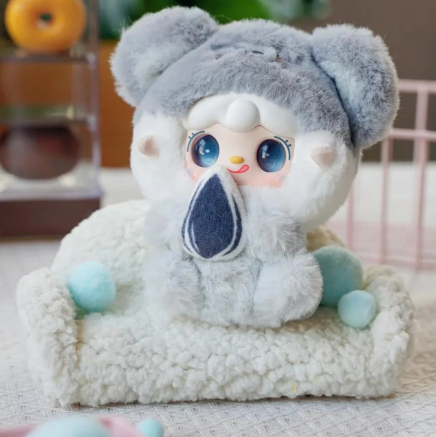 YOOKI V10 Hug Hug Food Shop Plush toy doll