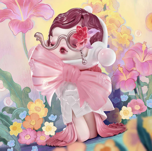 Popmart Hand in Hand toy dol