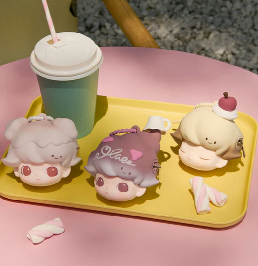 DIMOO Crush on Coffee Earphone Case toy doll