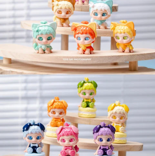 Wakuku Playing with Cat&Dogs toy doll