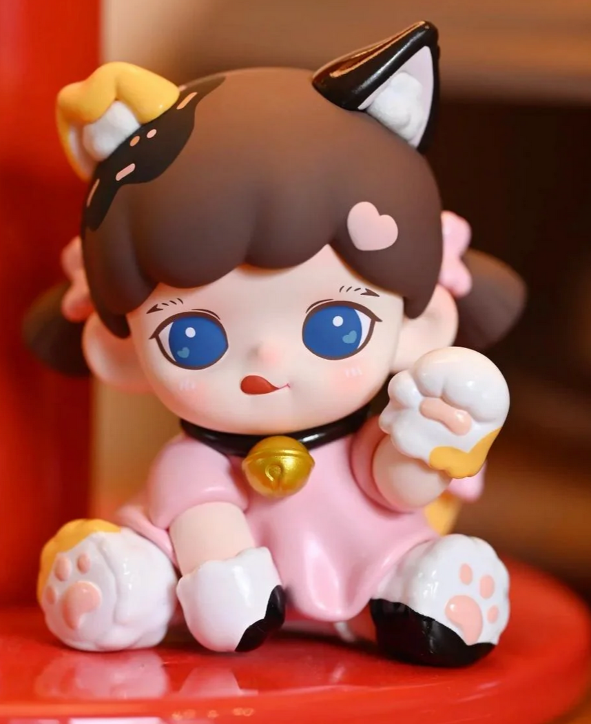 Zoraa Mewo Cat Face Mini toy doll