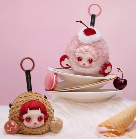 SKULLPANDA You Found Me Earphone Bag toy doll