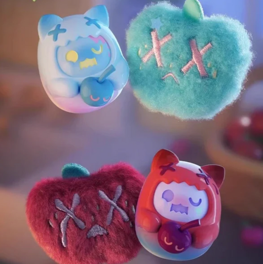 ShinWoo Hug Me Mini toy doll