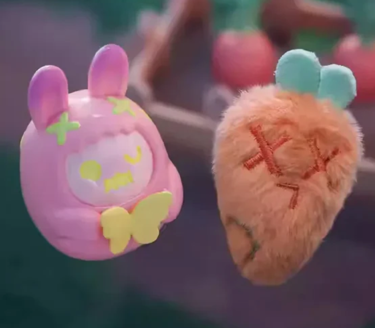 ShinWoo Hug Me Mini toy doll