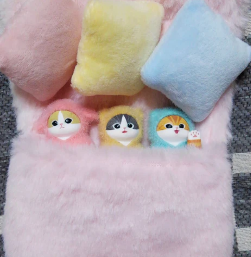 Mofusand Fluffy Pajama Mini Figures toy doll