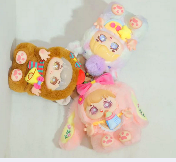 MOMO Cub Out Of The Travelogue Plush Toy Doll