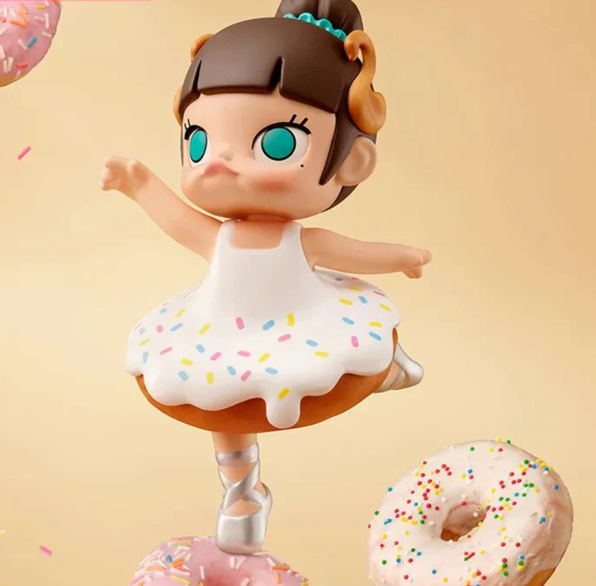 MOLLY Carb-lover toy doll