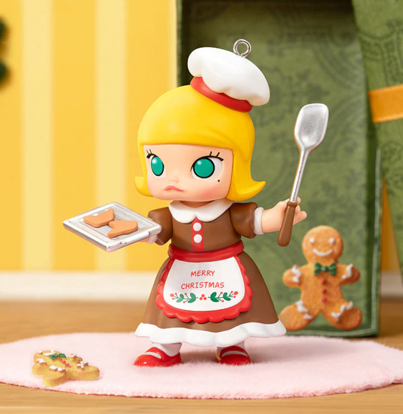 MOLLY Castle Miracle Box toy doll