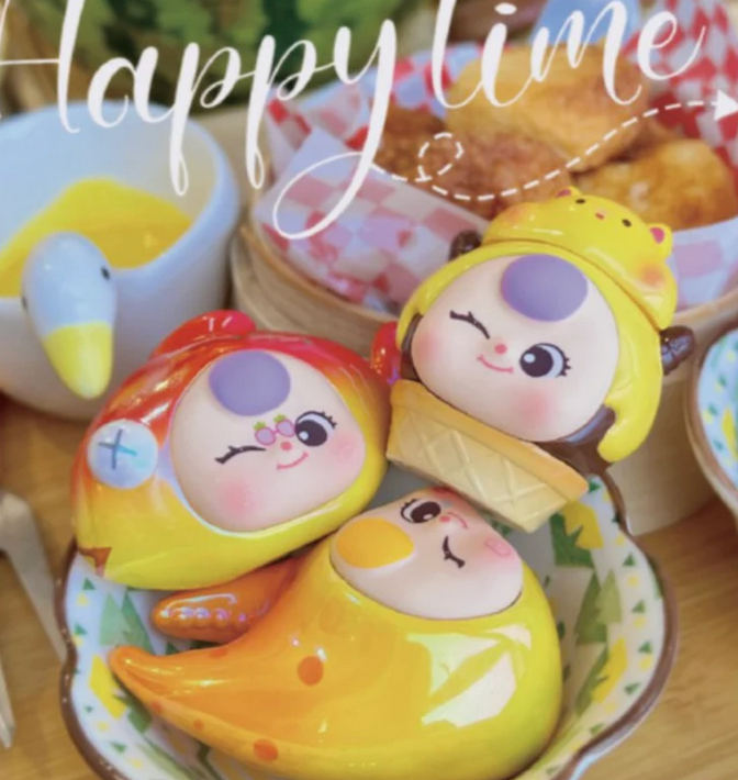 Baby three The Greedy Sweetie V3 Mini Bean toy doll