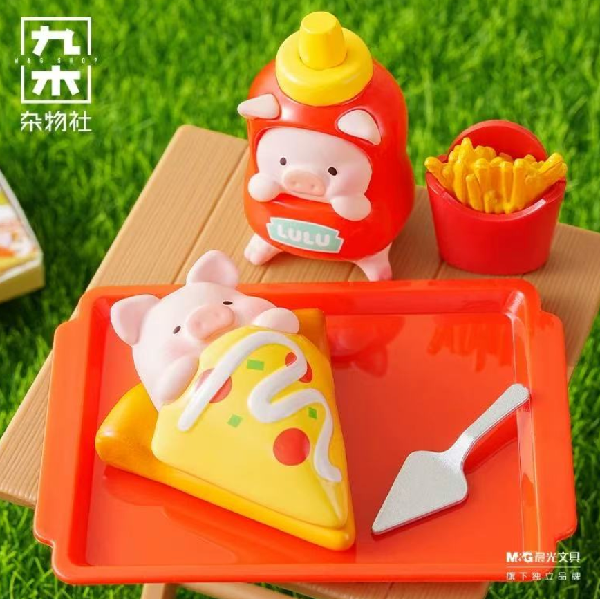 Lulu Piggy Picnic Party Bean toy doll