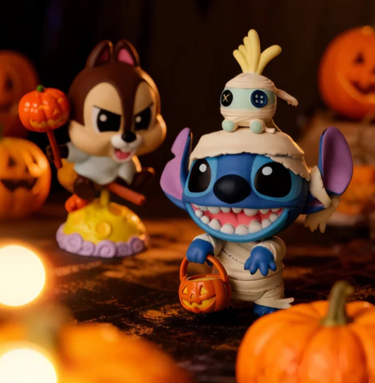 COSBI Disney Halloween toy doll