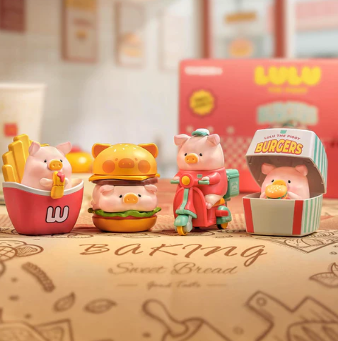 LULU THE PIGGY Lulu Burgers toy doll
