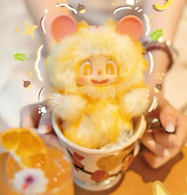 PIPPA First Generation Macaron Plush toy doll