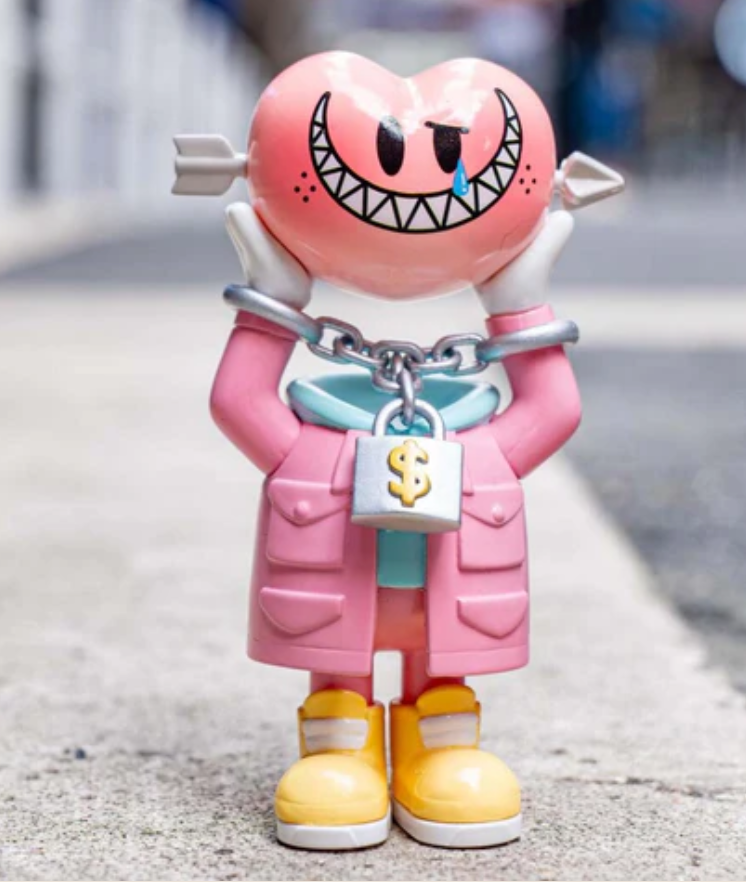 BIGHEART Money Making Club toy doll