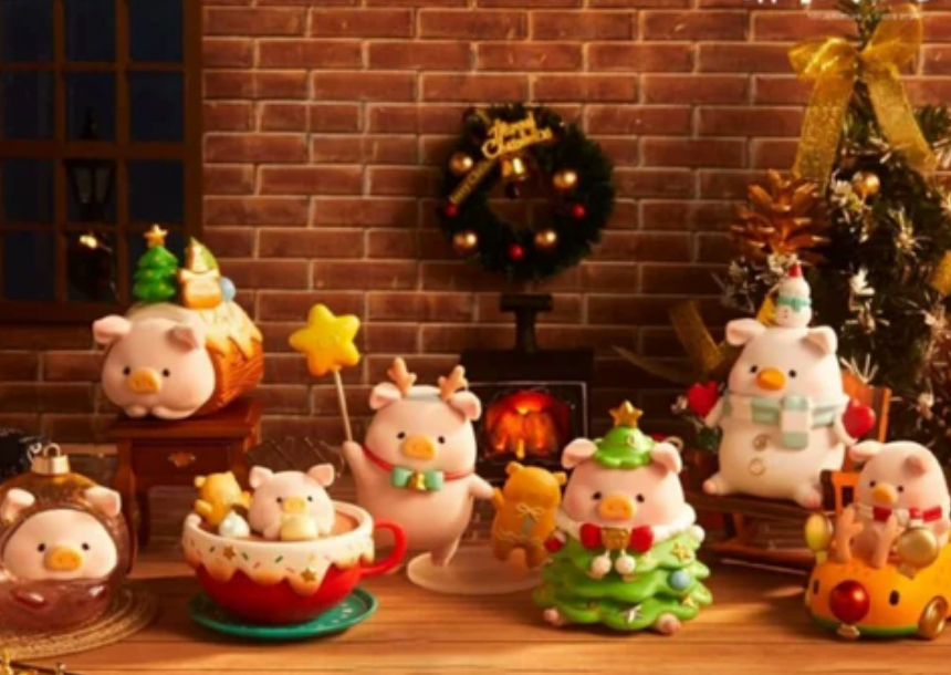 LULU THE PIGGY Christmas Land Figure toy doll