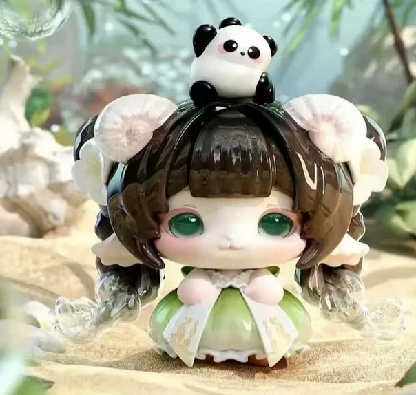 Mimia Crystal Palace Figure toy doll