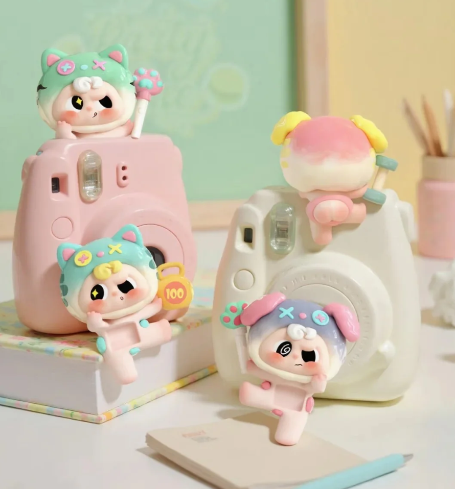 Pippy Party Time Decorative Mini Figure Toy Doll