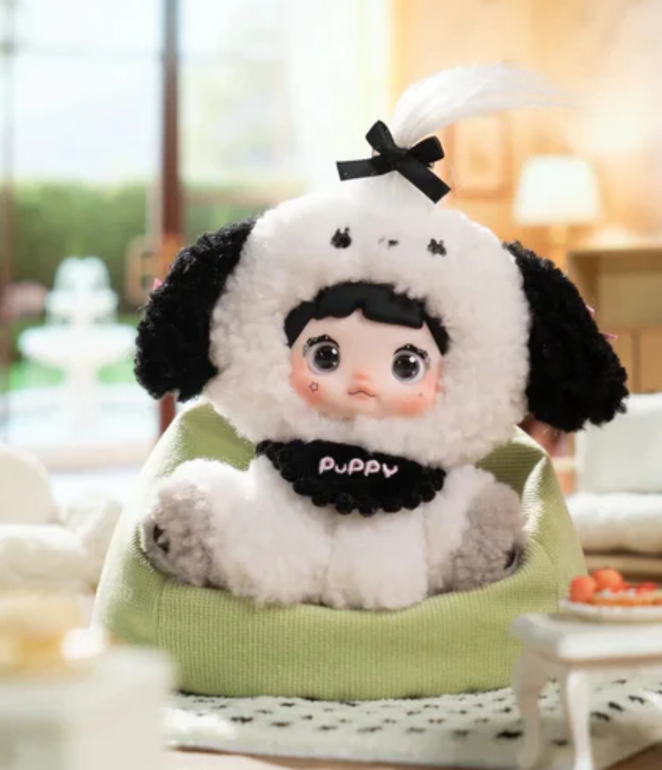 Nommi Sitting Zoo Plush toy doll