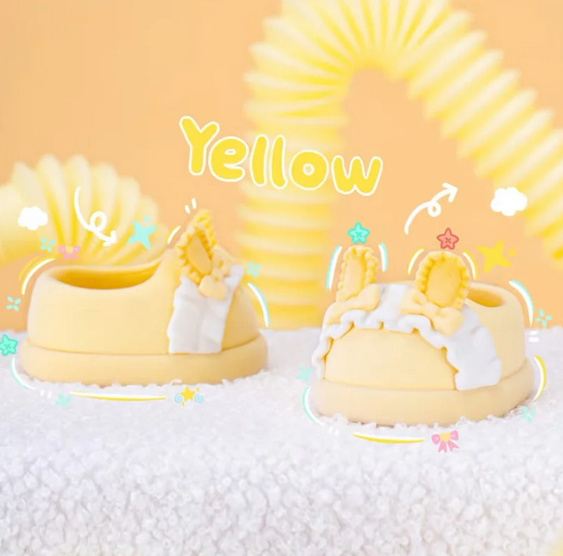 Baby Three 400% Shoes V2 toy doll