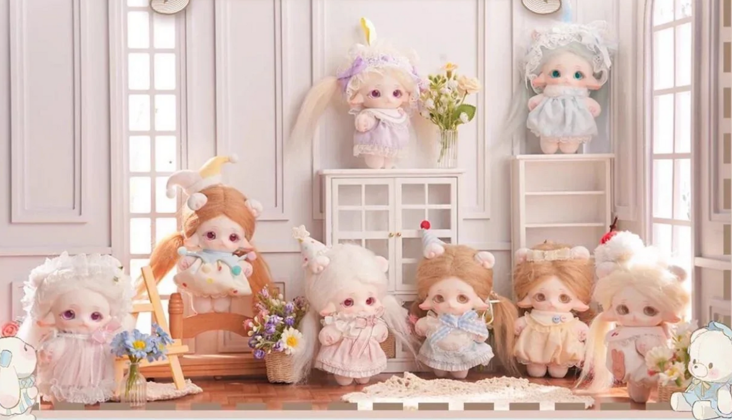 Mimia Kindergarten Upbringing Plush toy doll