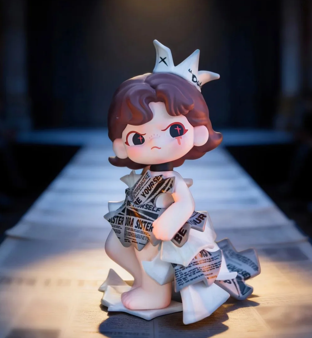Dora The Wonderful Night Figure  toy doll