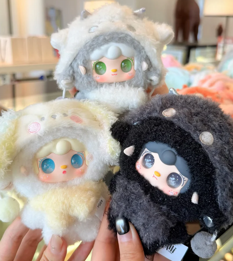 Yooki Starlit Traces Plush toy doll