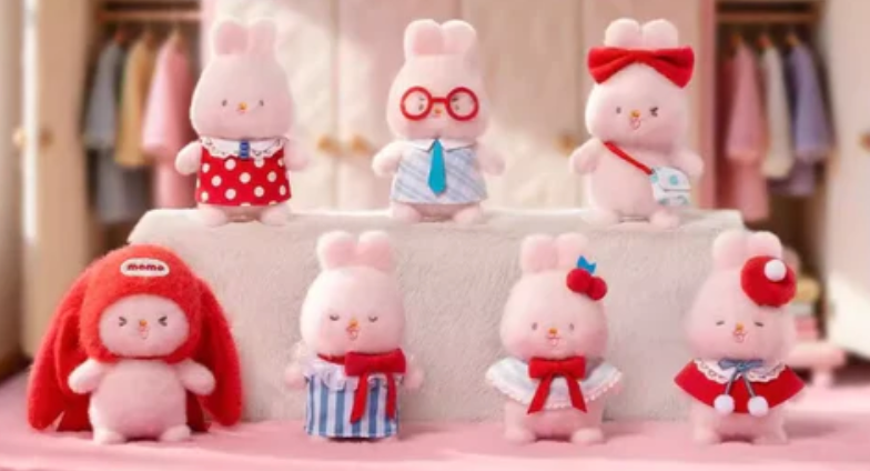 MOMO BUNNY Energetic Wardrobe Plush toy doll