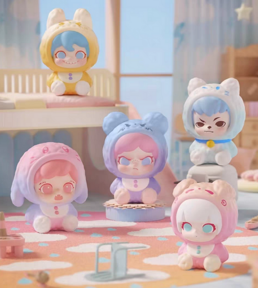 TNT SPACE Tiny Cutie Bean toy doll