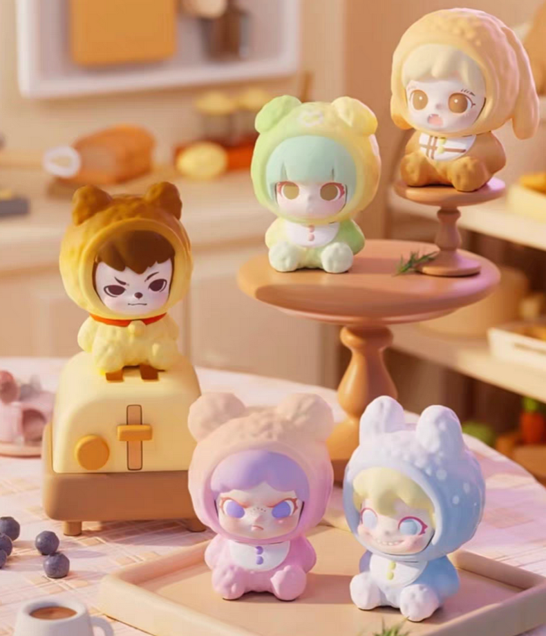 TNT SPACE Tiny Cutie Bean toy doll