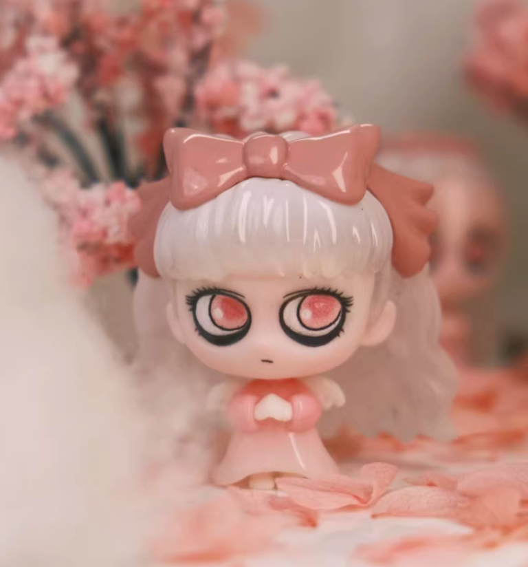 KIKI Mini Choir Bean Toy Doll