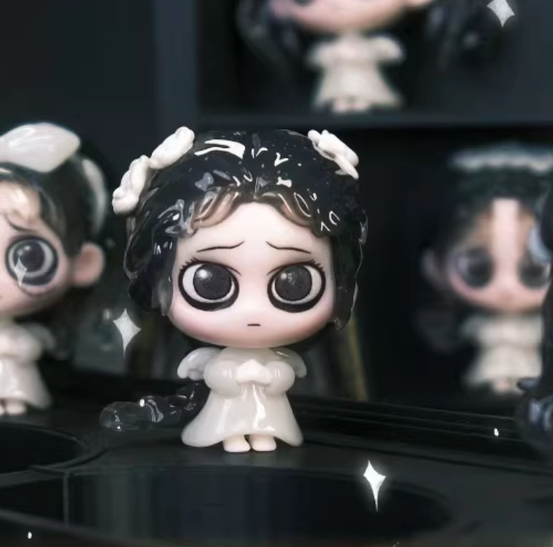 KIKI Mini Choir Bean Toy Doll