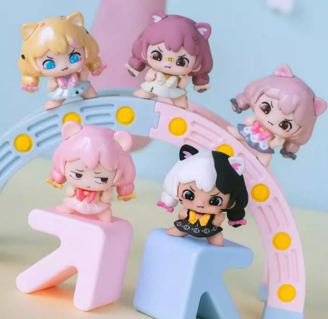 Cute Dali Bean Toy Doll