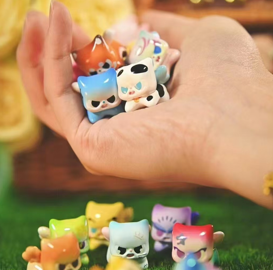 Cute Pitty On the Prowl Bean Toy Doll