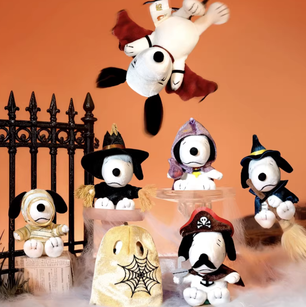 Snoopy Troublemaking Party Plush Toy Doll