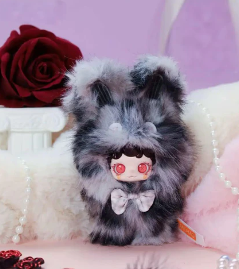 MIOCO Warm Hugs Gathering Plush Toy Doll