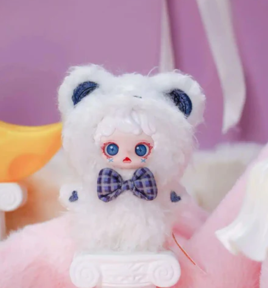 MIOCO Warm Hugs Gathering Plush Toy Doll
