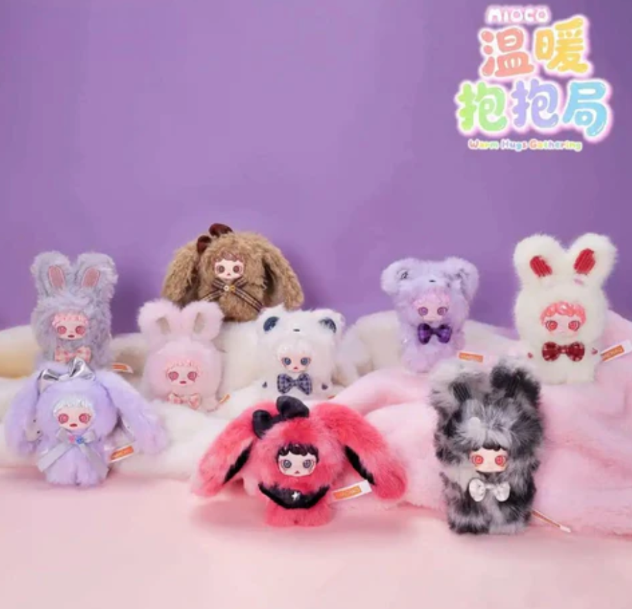 MIOCO Warm Hugs Gathering Plush Toy Doll