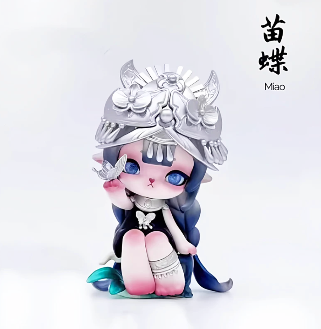 Ninimo Seasonal Whisper in The Cloud Figure Toy Doll