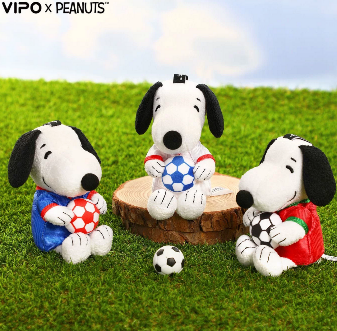 Snoopy Football Plush Toy Doll