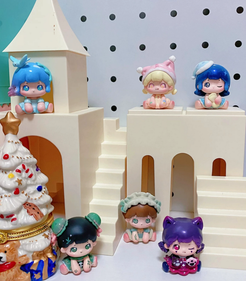 BaoBao Fantasy Dreamland Mini Figure Toy Doll