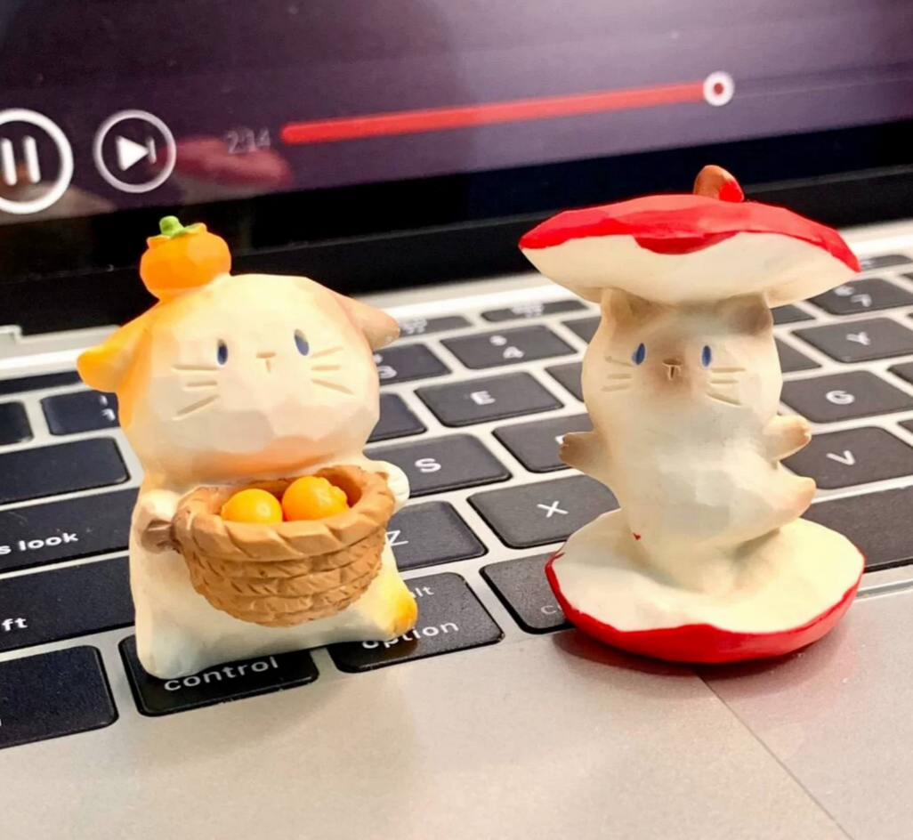 CAT PAI Interesting Fruit Figure Toy Doll