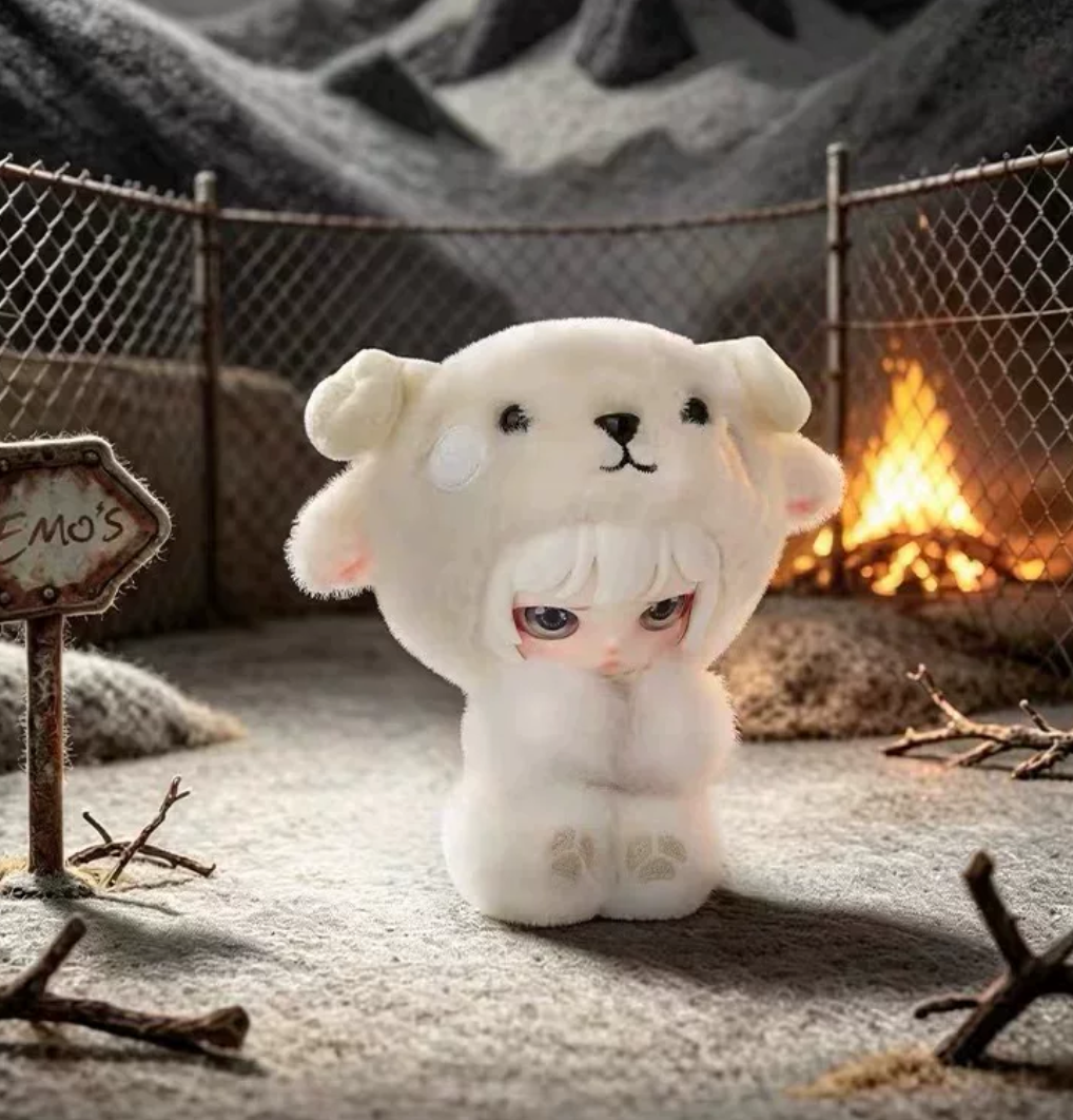EMO'S Emotional Shelter Plush Toy Doll