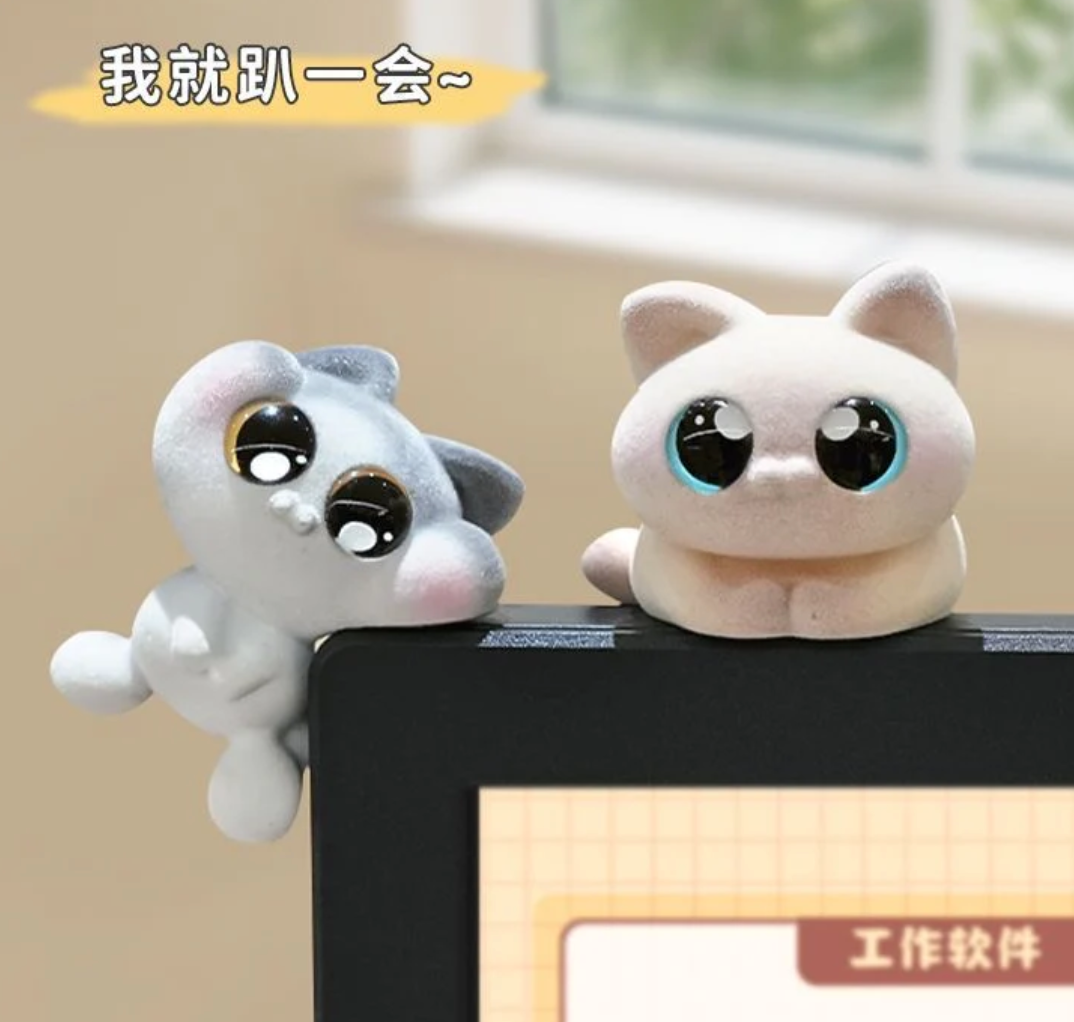Miao Working Partner Mini Bean Hipper Toy Doll