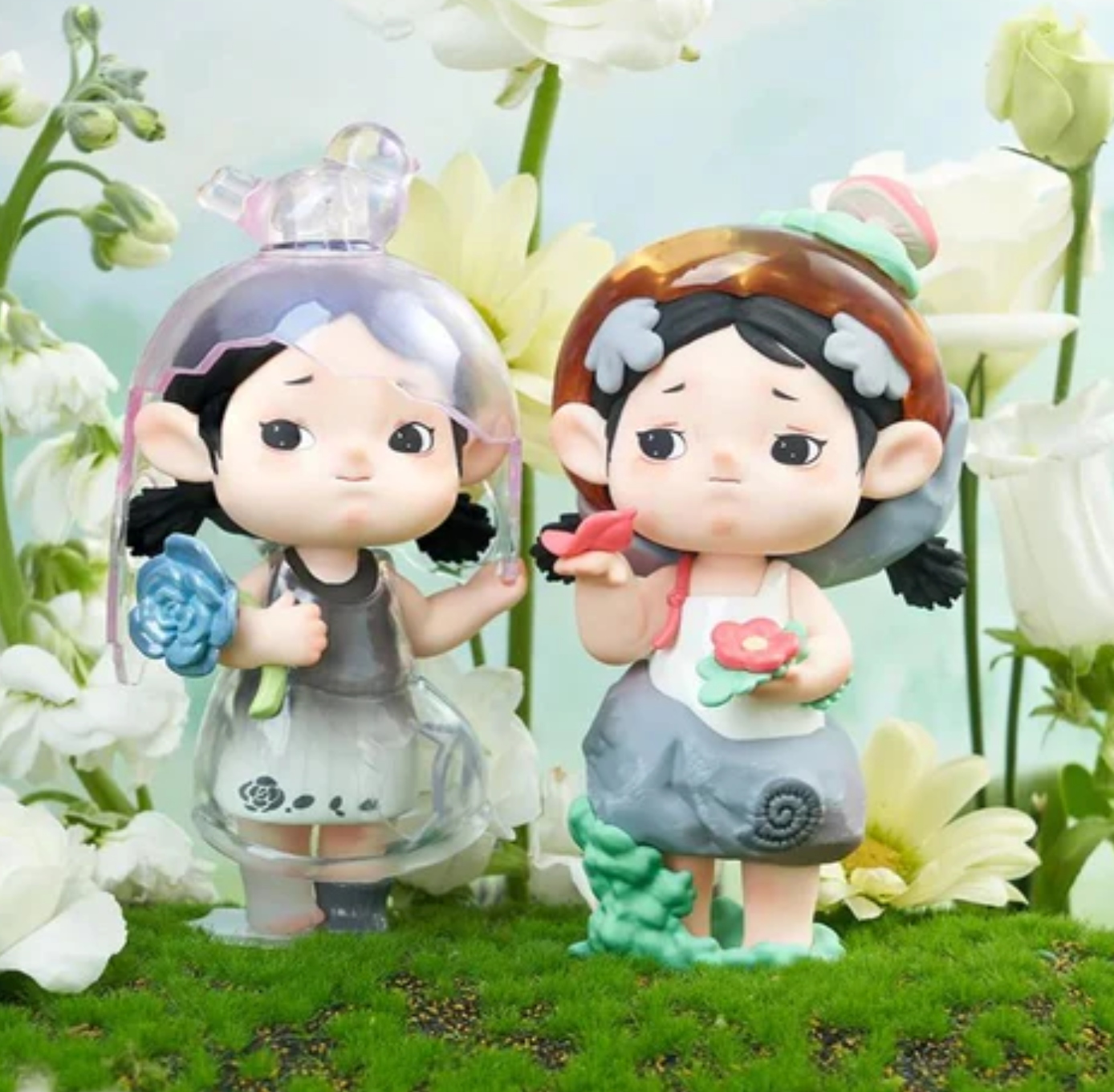 Yancy's Garden Stroll Journal Figure Toy Doll