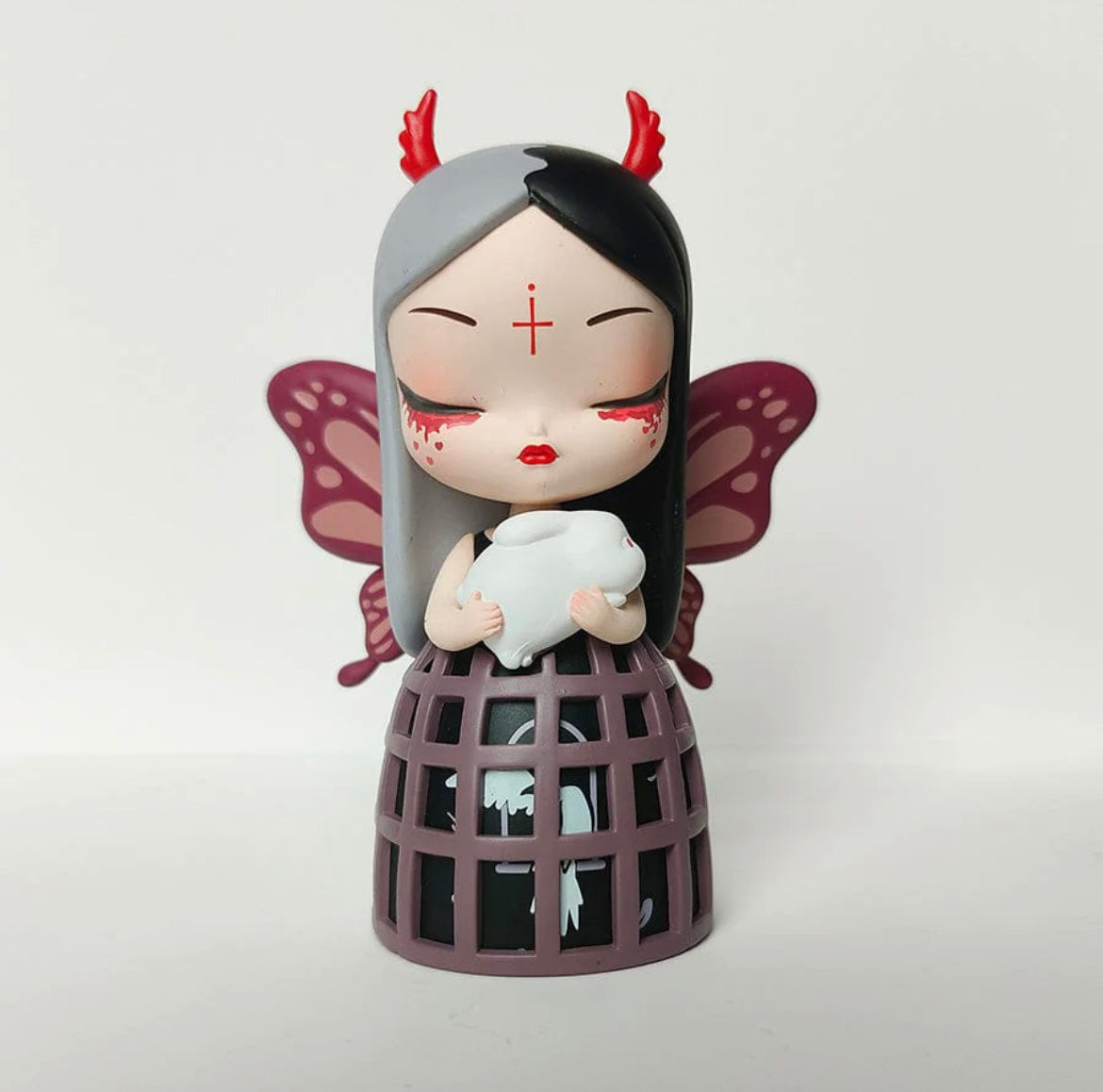 Lilith magic club toy doll